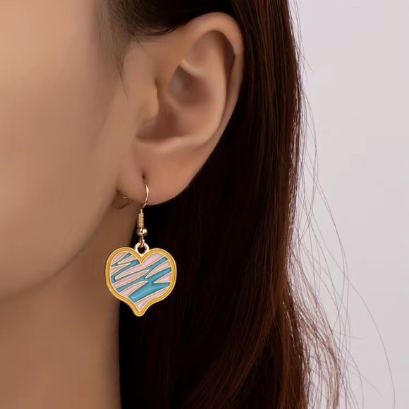 Funky Scribble Zig Zag Heart Earrings Drop Dangle Pink Blue Gold - Picture 2 of 6